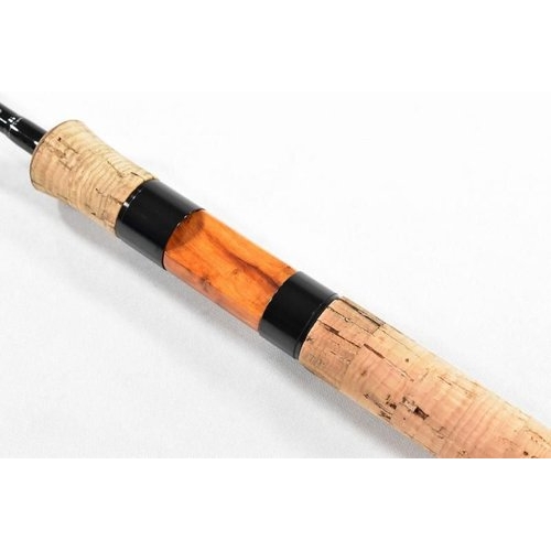 Daiwa 22 Wise Stream 56L-3