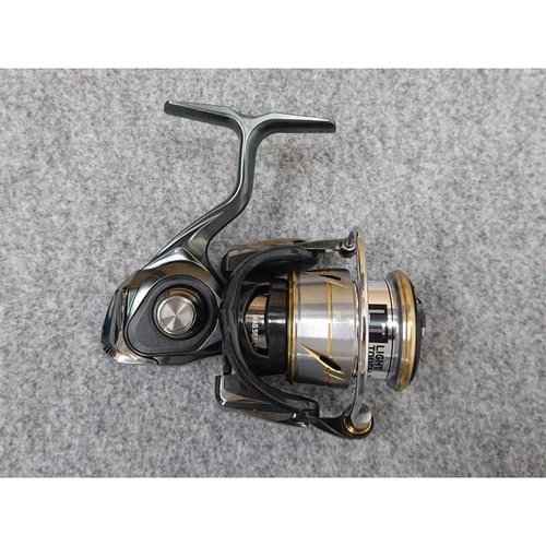 Daiwa 20 Luvias FC LT2500S-XH